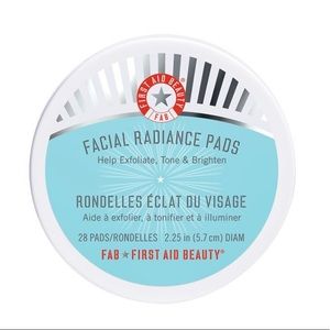 FIRST AID BEAUTY - FACIAL RADIANCE PADS